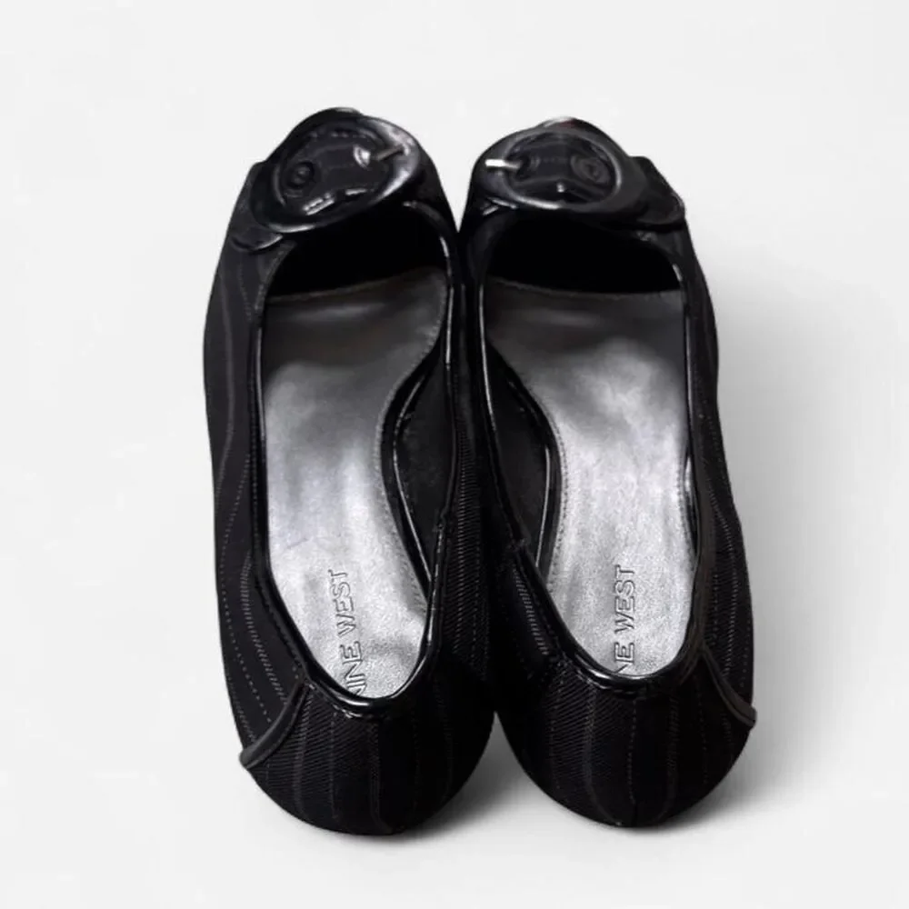 Nine West Black leather peep toe kitten heels buckle size 8.5
